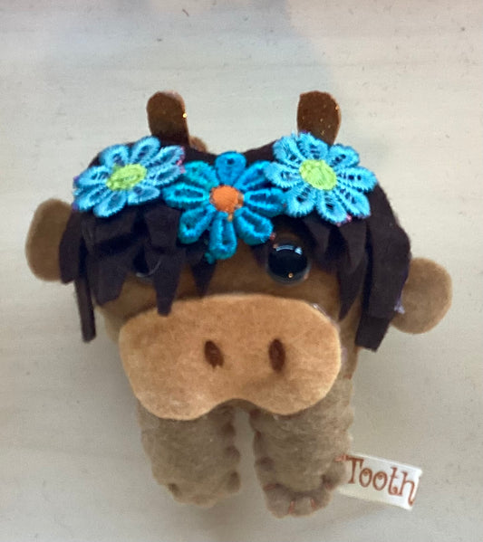 Hand Embroidered Highland Cow Tooth Fairy Pillow